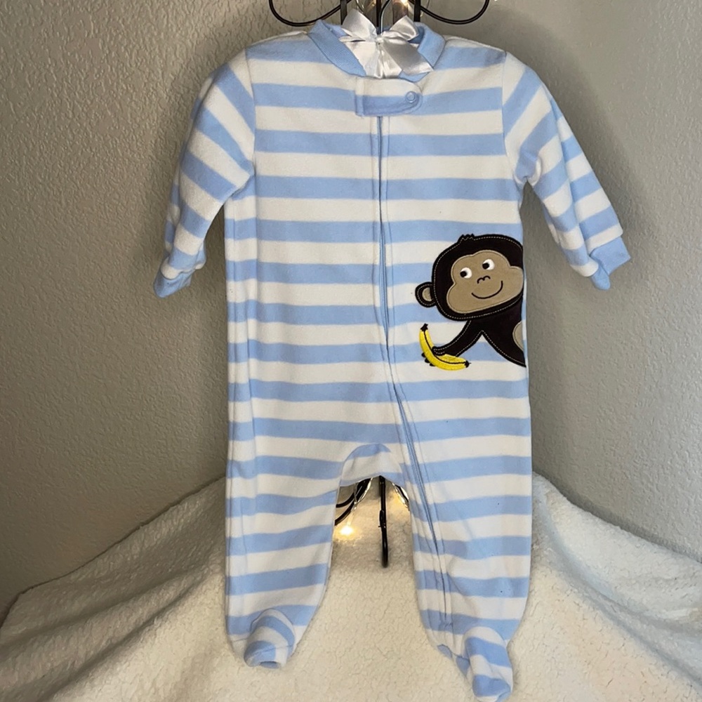 Carter’s footies